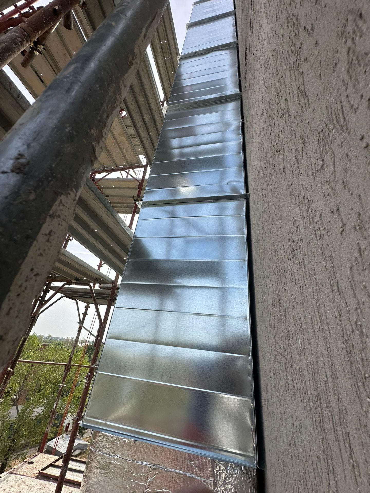 Tubulatură verticală desfumare galvanizată autorizare ISU Ghencea